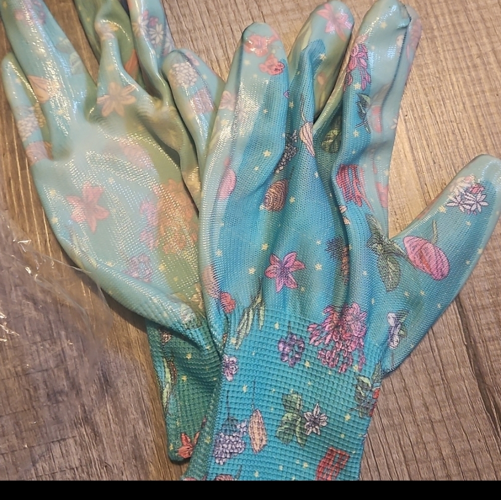 Lot Of Illumicrate Items - Picture 16 of 16